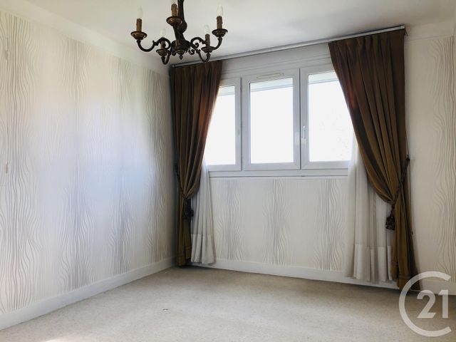 Afficher la photo en grand Maison à vendre - 4 pièces - 87,15 m2 - PORT JEROME SUR SEINE - 76 - HAUTE-NORMANDIE
