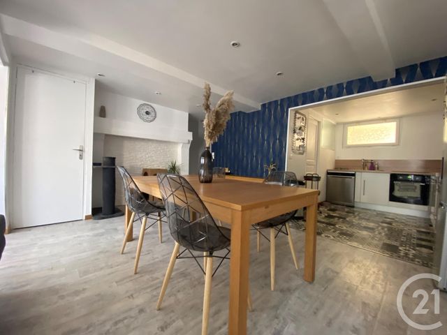 Afficher la photo en grand Maison à vendre - 4 pièces - 76,20 m2 - LILLEBONNE - 76 - HAUTE-NORMANDIE