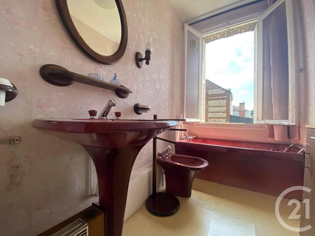 Afficher la photo en grand Maison à vendre - 5 pièces - 114,94 m2 - LILLEBONNE - 76 - HAUTE-NORMANDIE