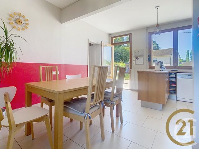 Afficher la photo en grand Maison à vendre - 6 pièces - 165,13 m2 - Lillebonne - 76 - HAUTE-NORMANDIE