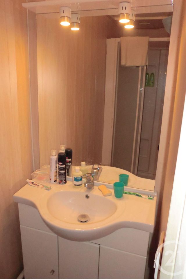 Maison à vendre - 2 pièces - 29 m2 - Lillebonne - 76 - HAUTE-NORMANDIE