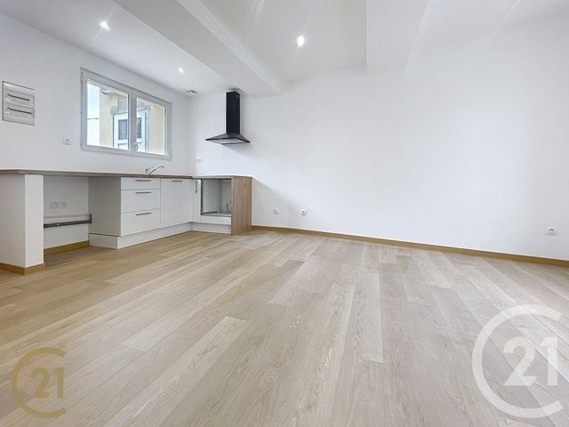 Appartement F2 à louer - 2 pièces - 39,60 m2 - Lillebonne - 76 - HAUTE-NORMANDIE