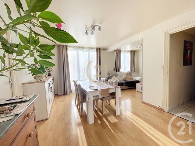Appartement à louer - 3 pièces - 65,37 m2 - Port Jerome Sur Seine - 76 - HAUTE-NORMANDIE