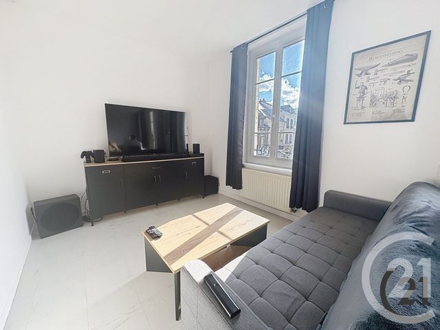 Appartement F2 à louer - 2 pièces - 49,35 m2 - Lillebonne - 76 - HAUTE-NORMANDIE
