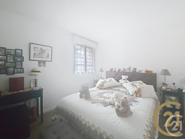 Afficher la photo en grand Appartement F2 à vendre - 2 pièces - 59,05 m2 - Lillebonne - 76 - HAUTE-NORMANDIE