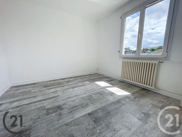 Appartement à louer - 3 pièces - 60,84 m2 - Bolbec - 76 - HAUTE-NORMANDIE