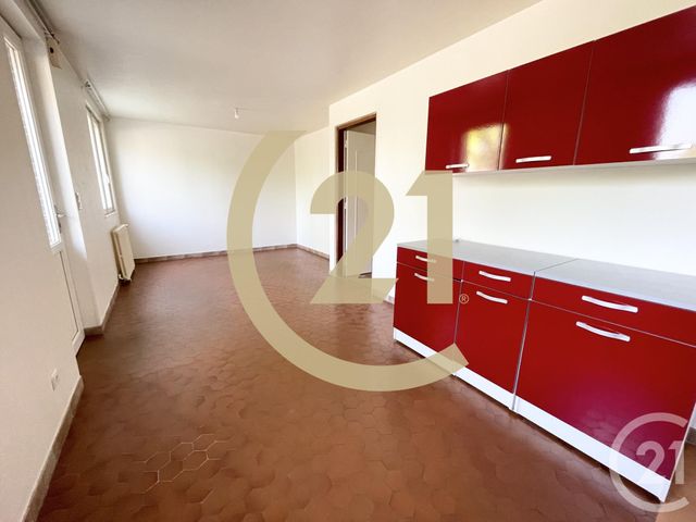 Appartement à louer - 3 pièces - 63 m2 - St Arnoult - 76 - HAUTE-NORMANDIE