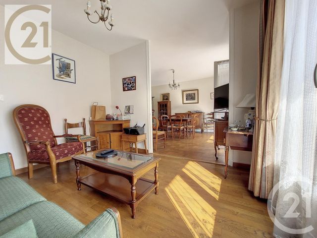 Appartement F3 à louer - 3 pièces - 66,44 m2 - Lillebonne - 76 - HAUTE-NORMANDIE