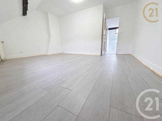 Appartement à louer - 3 pièces - 66,25 m2 - Bolbec - 76 - HAUTE-NORMANDIE