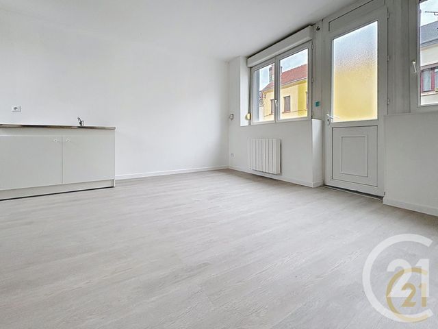 Maison à louer - 3 pièces - 46,60 m2 - Bolbec - 76 - HAUTE-NORMANDIE