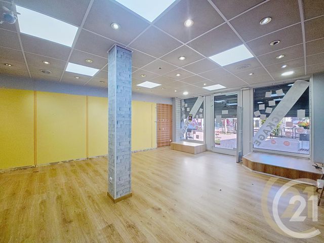 Immeuble à vendre - 132 m2 - Lillebonne - 76 - HAUTE-NORMANDIE