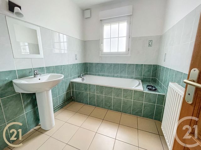 Maison &agrave; louer - 5 pi&egrave;ces - 110,15 m2 - Lanquetot - 76 - HAUTE-NORMANDIE