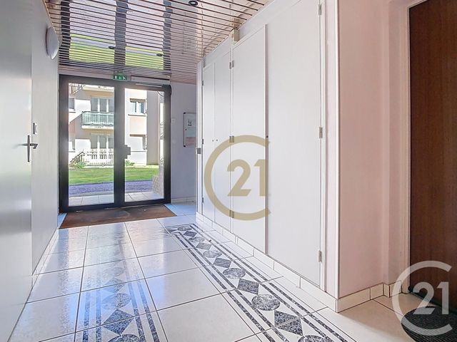 Appartement F4 &agrave; vendre - 4 pi&egrave;ces - 119 m2 - Lillebonne - 76 - HAUTE-NORMANDIE