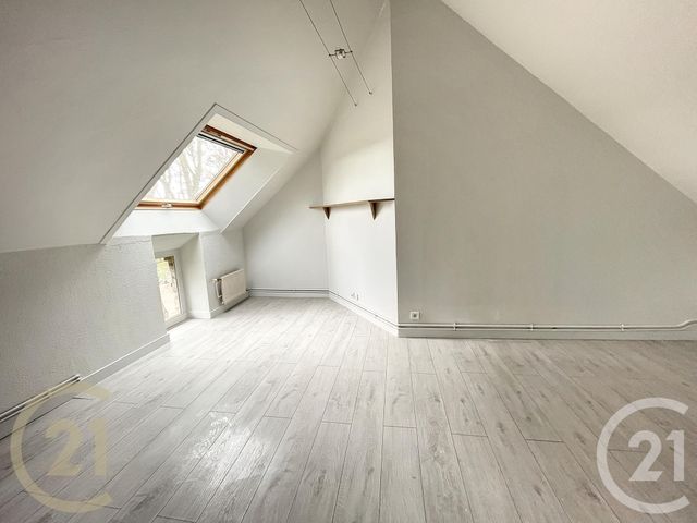 Appartement F1 &agrave; louer - 1 pi&egrave;ce - 26,07 m2 - St Maurice D Etelan - 76 - HAUTE-NORMANDIE