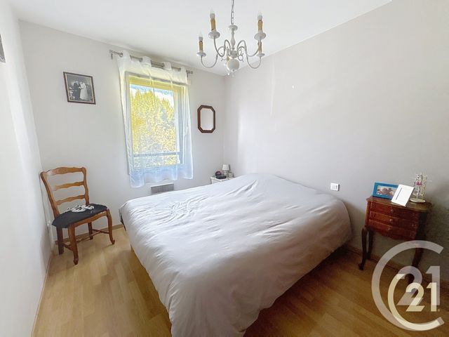 Appartement F3 &agrave; louer - 3 pi&egrave;ces - 71,20 m2 - Lillebonne - 76 - HAUTE-NORMANDIE
