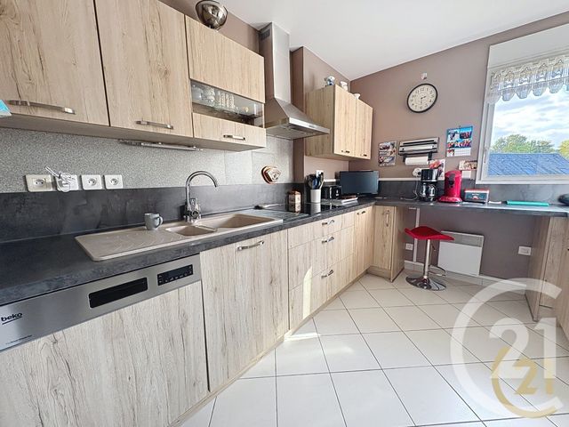 Appartement F3 &agrave; louer - 3 pi&egrave;ces - 71,20 m2 - Lillebonne - 76 - HAUTE-NORMANDIE