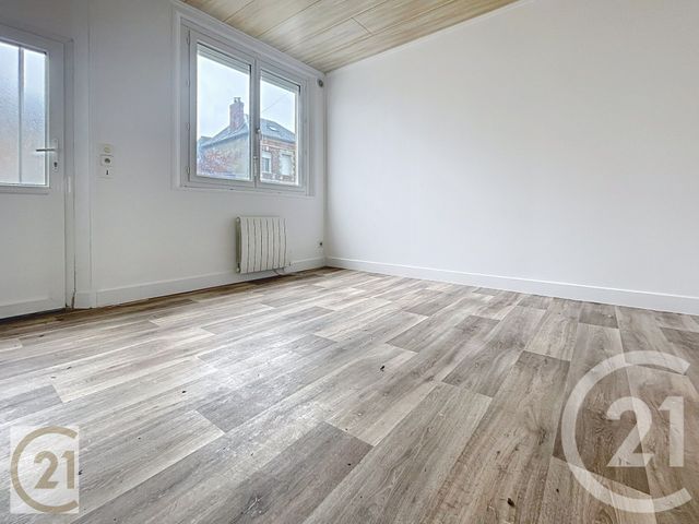 Maison &agrave; louer - 4 pi&egrave;ces - 75 m2 - La Frenaye - 76 - HAUTE-NORMANDIE