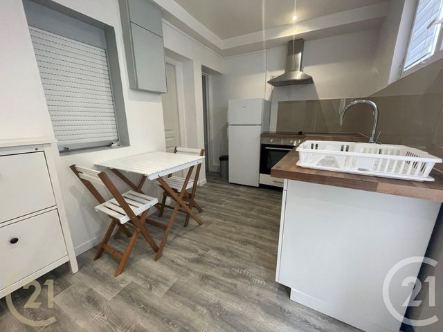 Appartement F1 &agrave; louer - 1 pi&egrave;ce - 37,87 m2 - Lillebonne - 76 - HAUTE-NORMANDIE