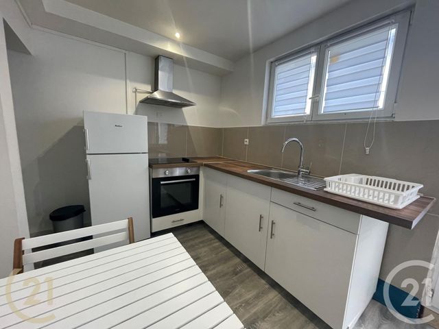 Appartement F1 &agrave; louer - 1 pi&egrave;ce - 37,87 m2 - Lillebonne - 76 - HAUTE-NORMANDIE