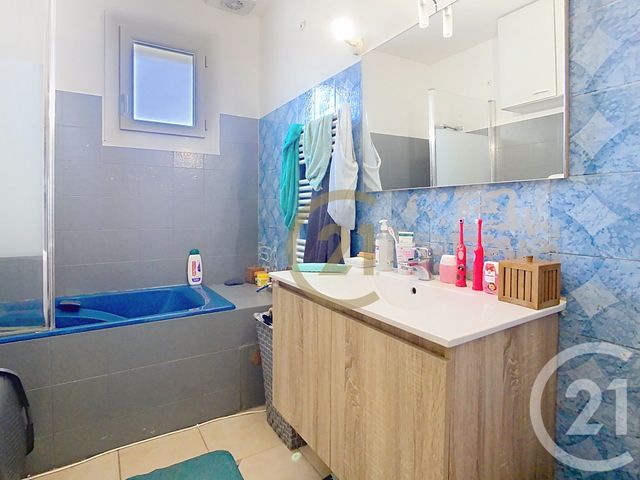Maison &agrave; vendre - 4 pi&egrave;ces - 94 m2 - Lillebonne - 76 - HAUTE-NORMANDIE