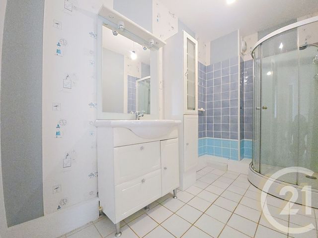 Appartement F3 &agrave; vendre - 5 pi&egrave;ces - 70,02 m2 - Bolbec - 76 - HAUTE-NORMANDIE