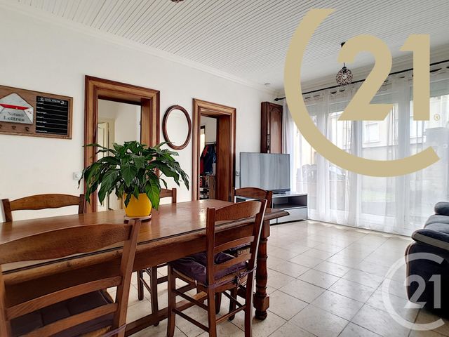 Afficher la photo en grand Maison à vendre - 3 pièces - 70,36 m2 - BOLBEC - 76 - HAUTE-NORMANDIE